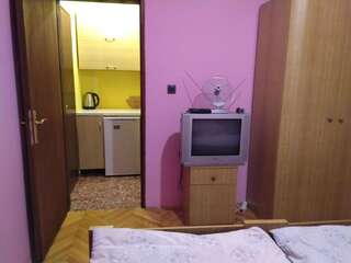 Апартаменты Barcelona Apartments Тиват Стандартный номер-студио-22